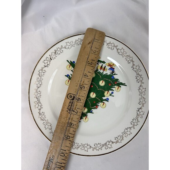 Vintage Merry Christmas Tree Plate 10” 22K Gold Trim Holiday Collectible - Picture 3 of 4